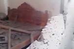 آثار الضرب الحوثي على أحد المنازل بدماج